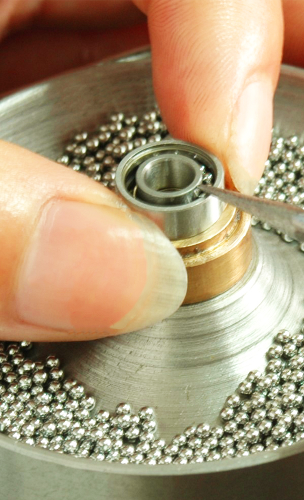 Proceso de fabricación de un rodamiento pequeño